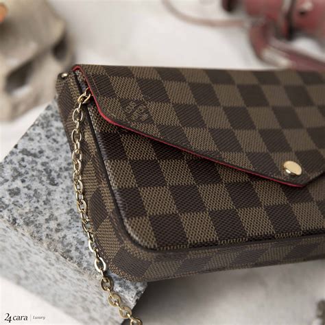 louis vuitton pouchette felicie|Louis Vuitton monogram pochette bag.